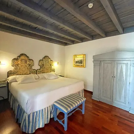 Casas De La Juderia De 4*