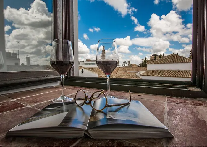 Отель Casas De La Juderia De