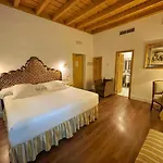 Casas De La Juderia De