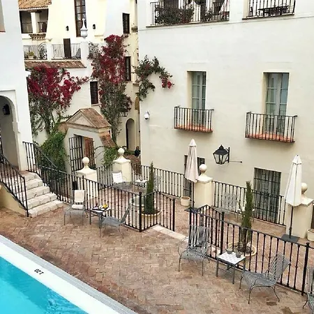 מלון Casas De La Juderia De 4*