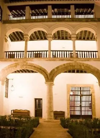 Casas De La Juderia De 4*
