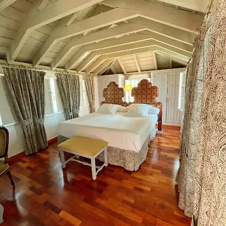 Casas De La Juderia De מלון 4*