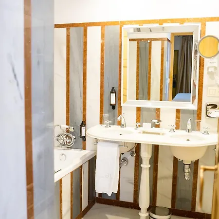 Casas De La Juderia De 4* Cordoba