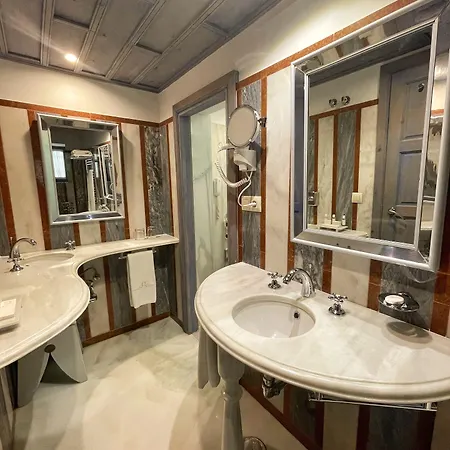 Casas De La Juderia De 4*