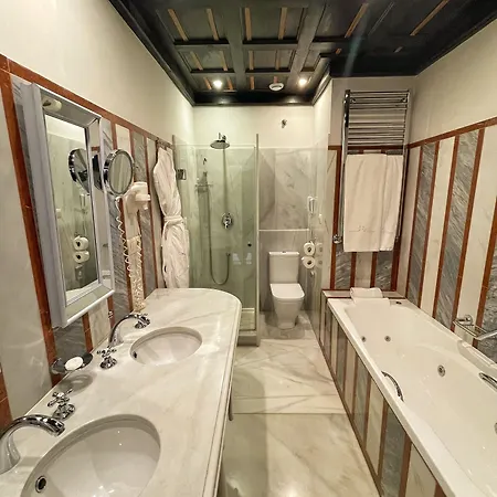 Casas De La Juderia De Cordoue